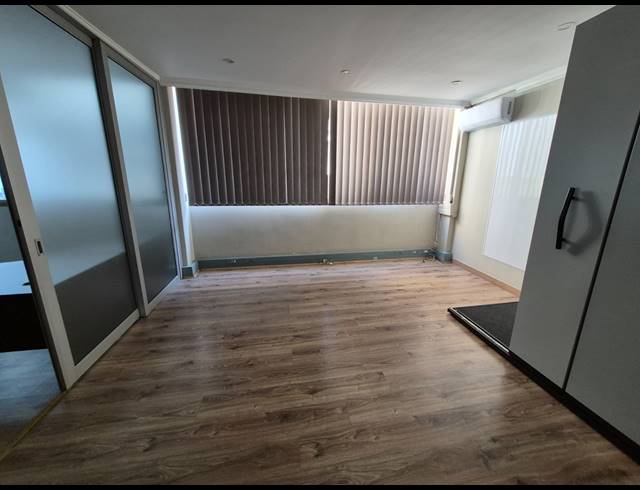296M² OFFICE TO LET IN RIVONIA